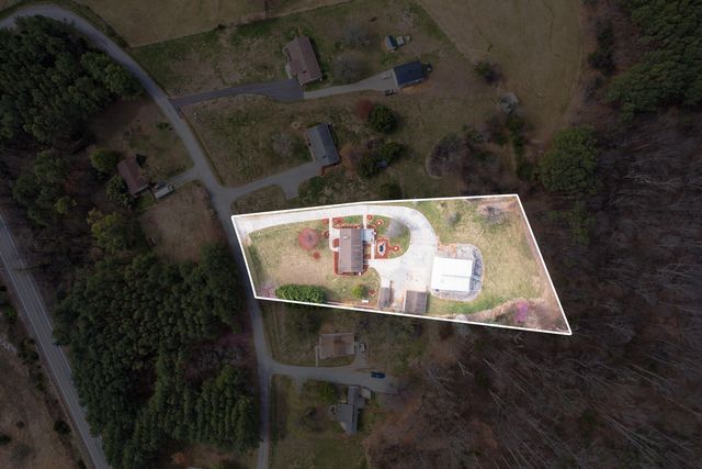 1128 Snead CIR, Bedford, VA 24523