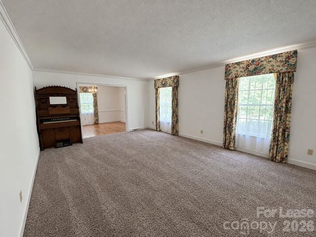 5625 Potter Road, Matthews, NC 28104