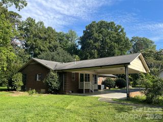 5625 Potter Road, Matthews, NC 28104