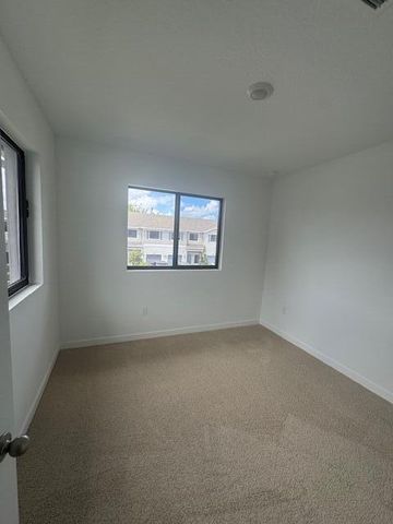 4844 Dillion Street, Lake Worth, FL 33463