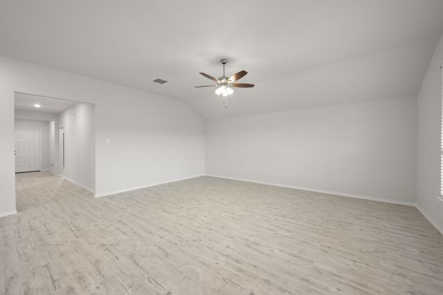 2641 River Bank Drive, Burleson, TX 76028