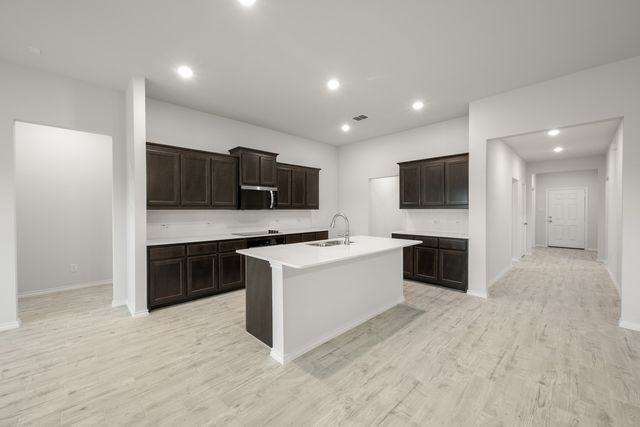 2641 River Bank Drive, Burleson, TX 76028