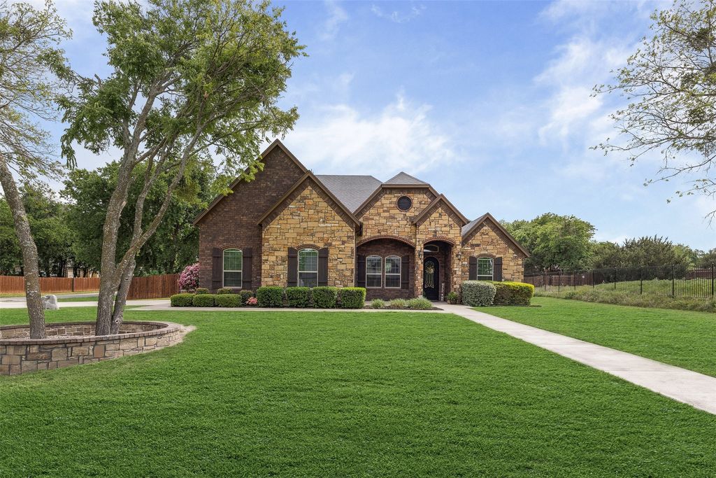 7839 Blanchard Way, Fort Worth, TX 76126