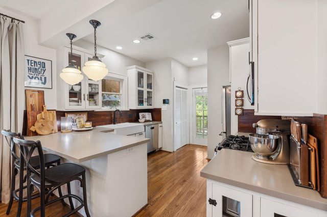 611 Enid Street, Houston, TX 77009