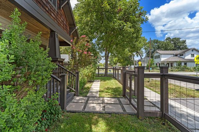 611 Enid Street, Houston, TX 77009