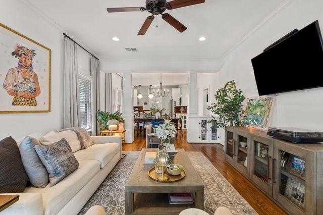 611 Enid Street, Houston, TX 77009