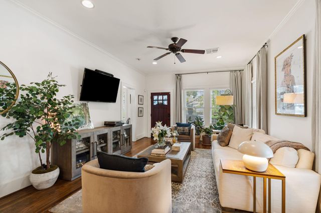 611 Enid Street, Houston, TX 77009