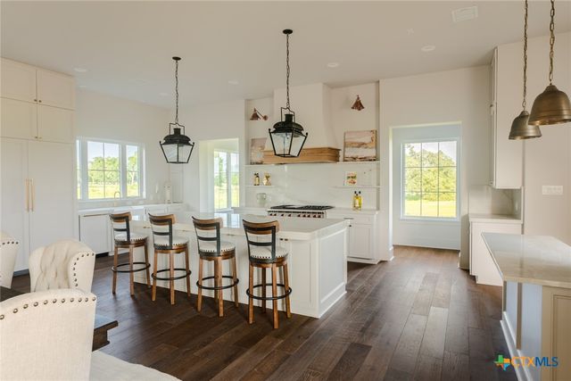 404 Blackberry Lane, Washington, TX 77880