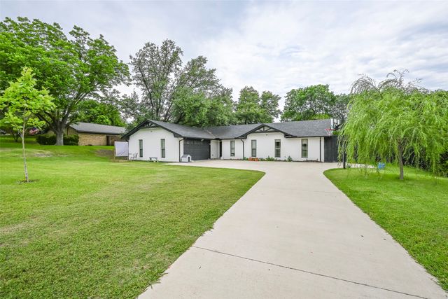 205 Glenn Avenue, Rockwall, TX 75087