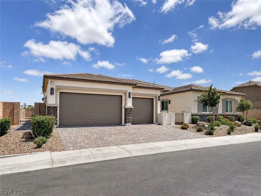 5569 Artex Avenue, Las Vegas, NV 89139