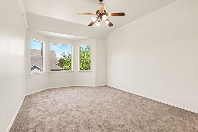 9721 McFarring Drive, Fort Worth, TX 76244