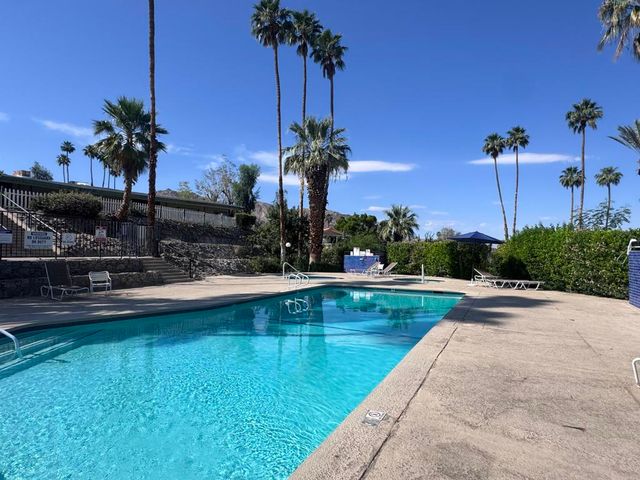 31 Circle A Drive, Palm Desert, CA 92260