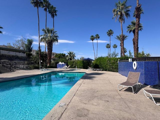 31 Circle A Drive, Palm Desert, CA 92260