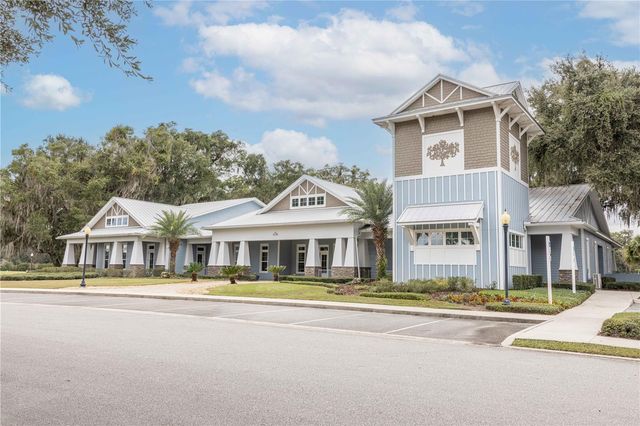 10619 GRAND OAKS BOULEVARD, Oxford, FL 34484