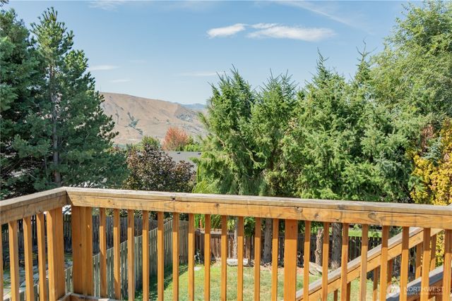 530 S Mary Avenue, East Wenatchee, WA 98802