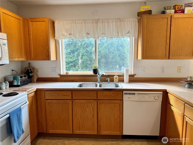 530 S Mary Avenue, East Wenatchee, WA 98802