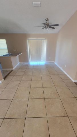 1837 Heartwellville Street NW, Palm Bay, FL 32907