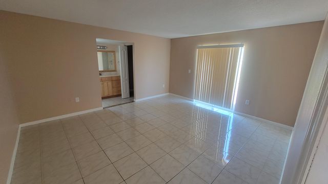 1837 Heartwellville Street NW, Palm Bay, FL 32907