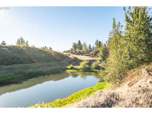 3030 RIVER BEND Rd, Salem, OR 97304