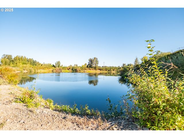 3030 RIVER BEND Rd, Salem, OR 97304