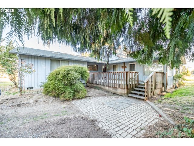 3030 RIVER BEND Rd, Salem, OR 97304
