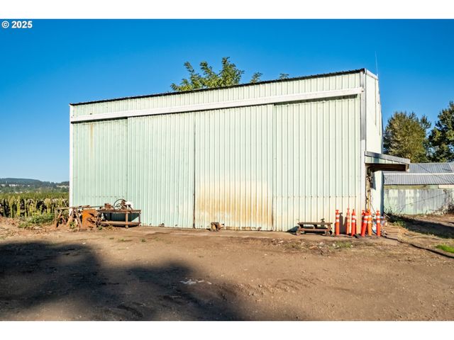 3030 RIVER BEND Rd, Salem, OR 97304