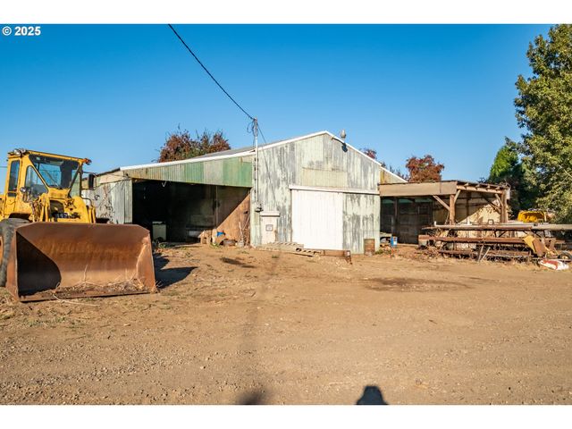 3030 RIVER BEND Rd, Salem, OR 97304