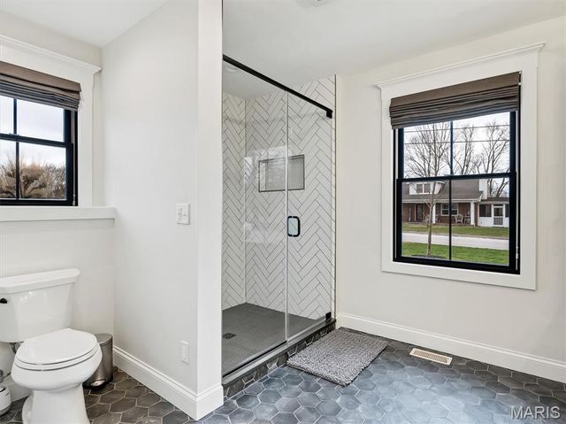 1724 Pottery Road, Washington, MO 63090