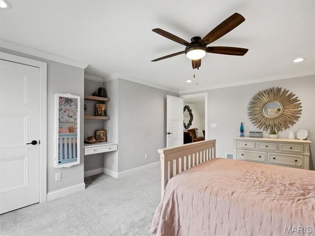 1724 Pottery Road, Washington, MO 63090