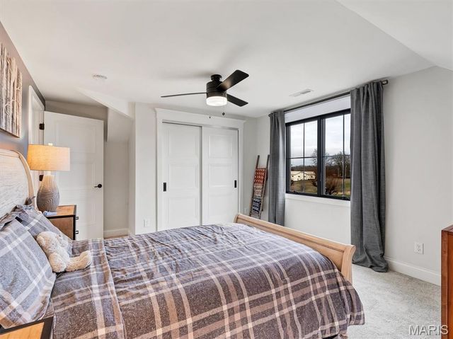 1724 Pottery Road, Washington, MO 63090