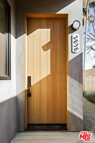 2838 Marsh Street, Los Angeles, CA 90039