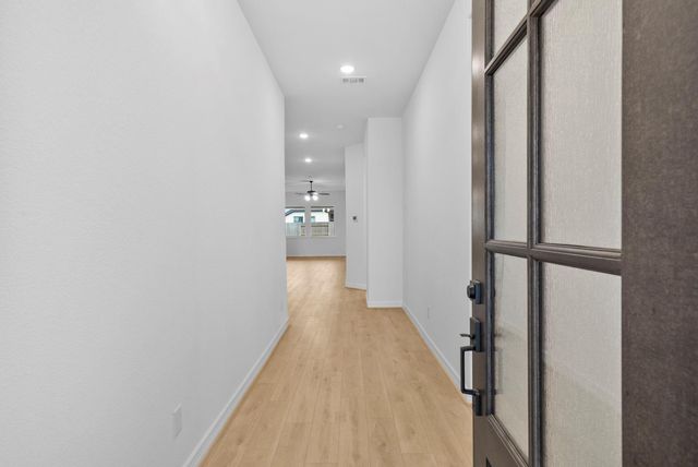 9918 Red Knot Street, Mont Belvieu, TX 77523