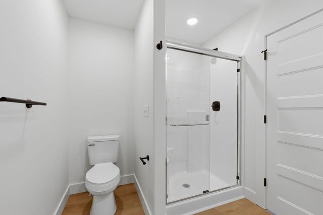 707 E Briarbrook Ln, Park City, KS 67147