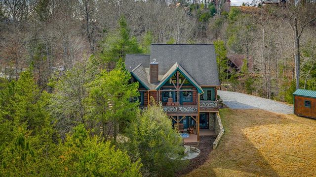 360 Hope Drive, Blue Ridge, GA 30513