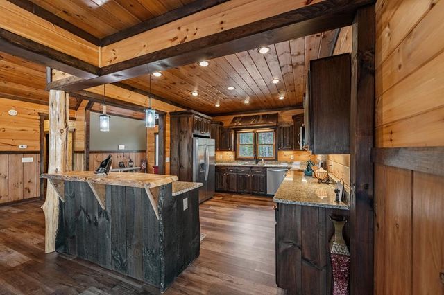 360 Hope Drive, Blue Ridge, GA 30513