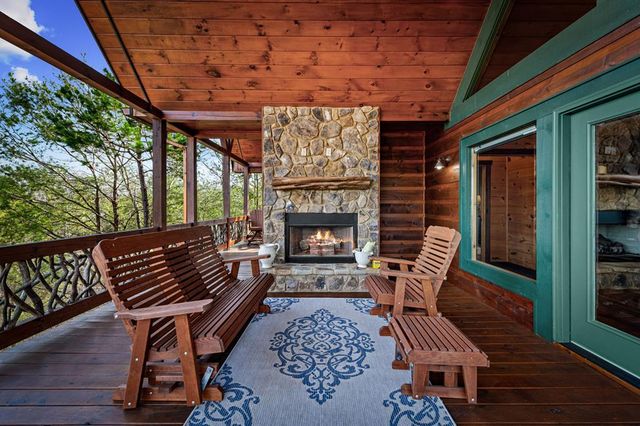 360 Hope Drive, Blue Ridge, GA 30513