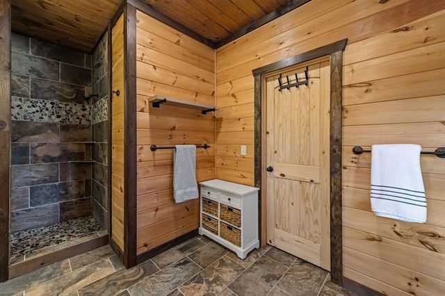 360 Hope Drive, Blue Ridge, GA 30513