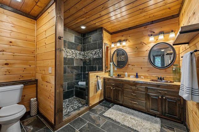 360 Hope Drive, Blue Ridge, GA 30513