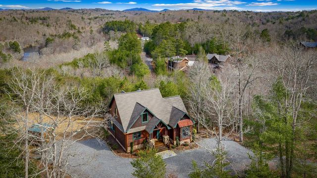 360 Hope Drive, Blue Ridge, GA 30513