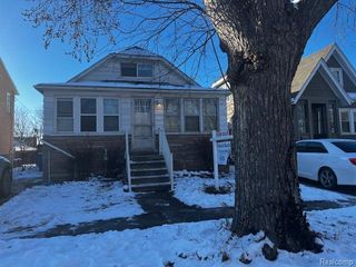 6373 Heyden Street, Dearborn Heights, MI 48127