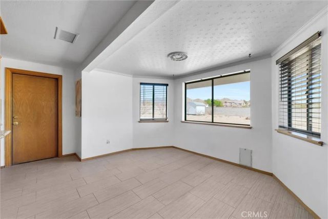 16635 Wintun, Apple Valley, CA 92307