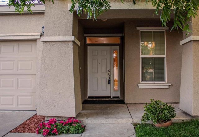 10409 Pebble Run Ln, Stockton, CA 95209