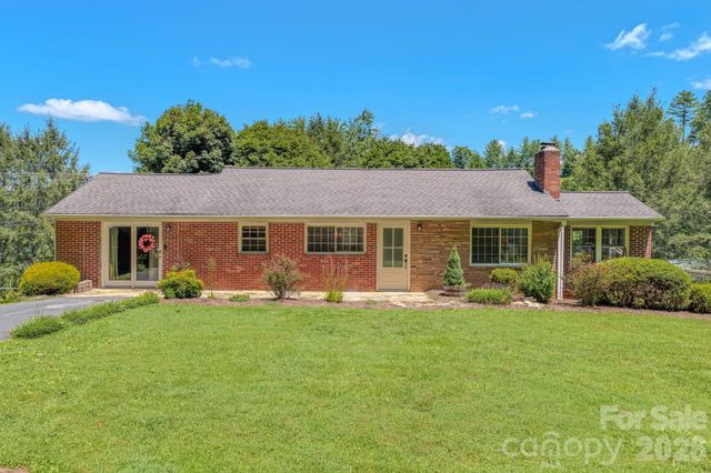 2150 Nc 80 Highway, Bakersville, NC 28705