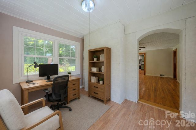 2150 Nc 80 Highway, Bakersville, NC 28705