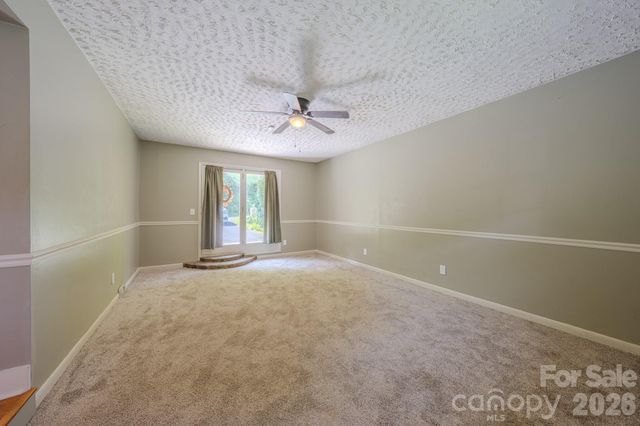 2150 Nc 80 Highway, Bakersville, NC 28705