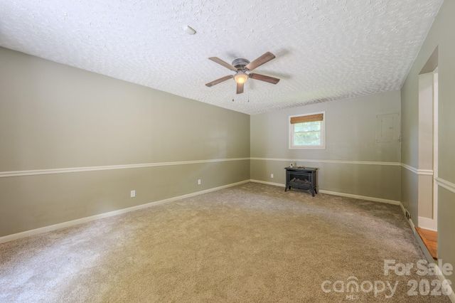2150 Nc 80 Highway, Bakersville, NC 28705