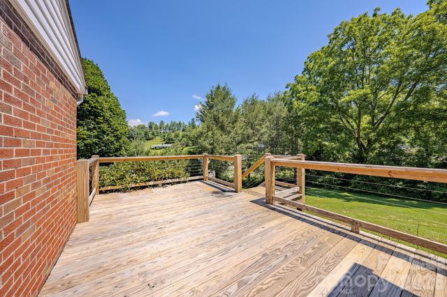 2150 Nc 80 Highway, Bakersville, NC 28705
