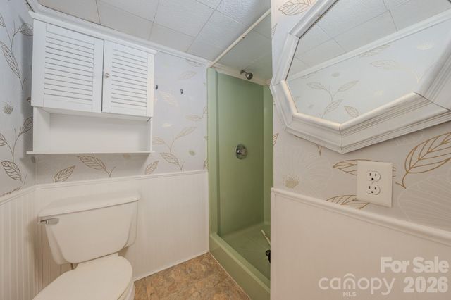 2150 Nc 80 Highway, Bakersville, NC 28705