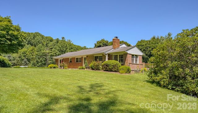 2150 Nc 80 Highway, Bakersville, NC 28705