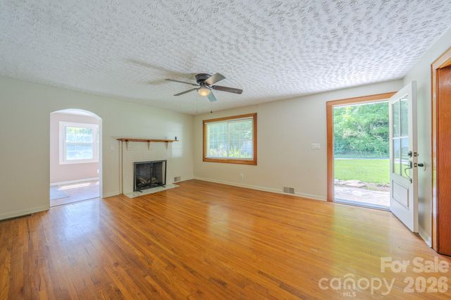 2150 Nc 80 Highway, Bakersville, NC 28705